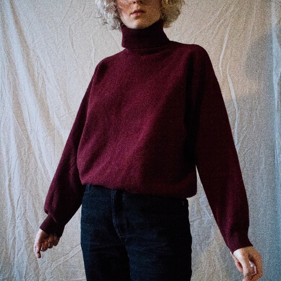 Vintage Italian Lambs Wool Turtleneck - Picture 1 of 5